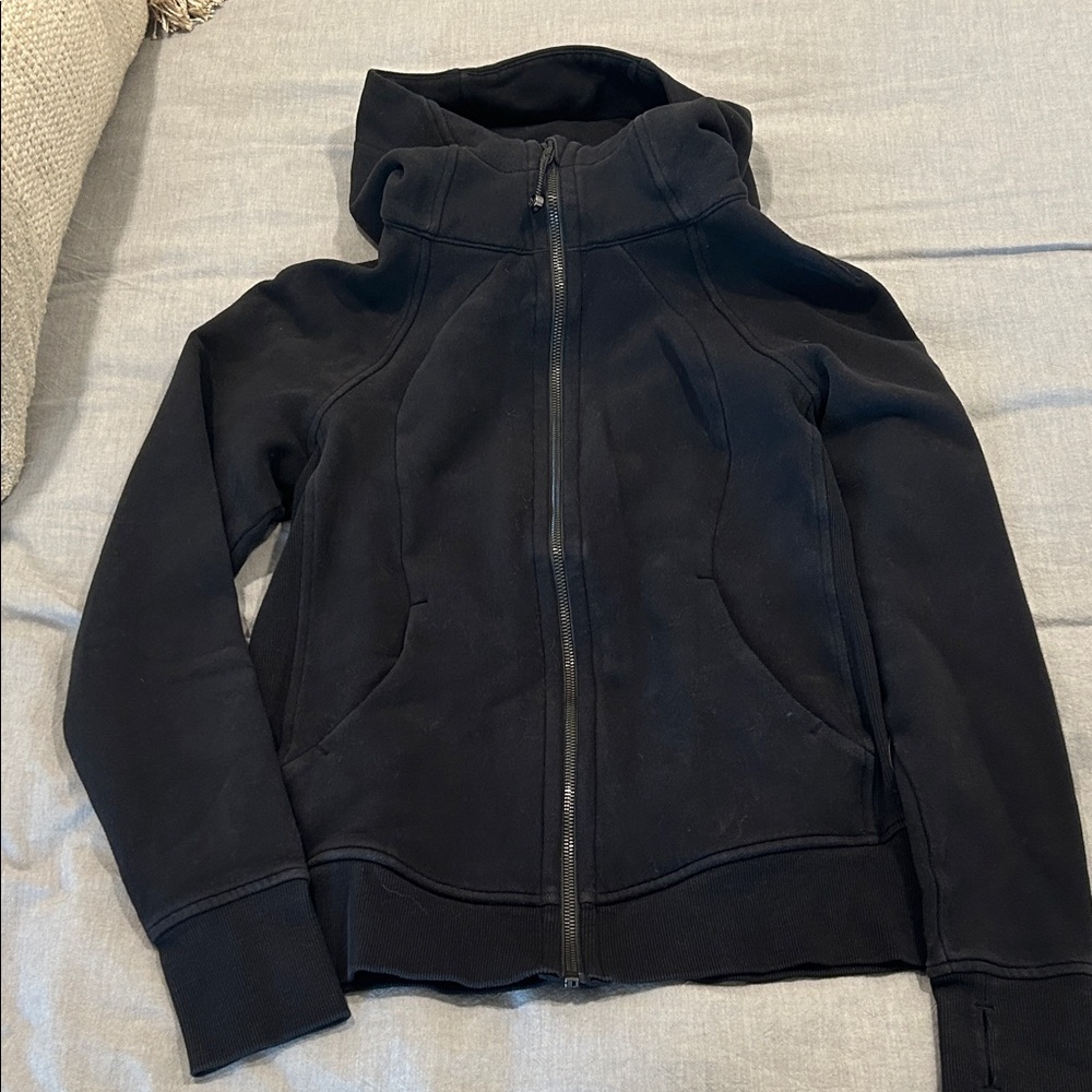 Lululemon women’s full zip scuba hoodie